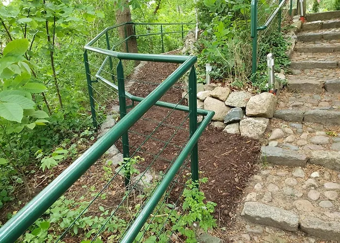 2 Am Donnerberg In *